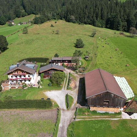 Ferienwohnungen Behamhof Нойкирхен-ам-Гросфенедигер Экстерьер фото